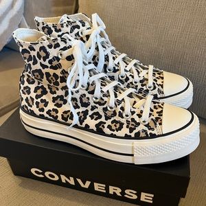 Converse Women's Chuck Taylor All Star Leopard Platform High Top Sneakers size 7